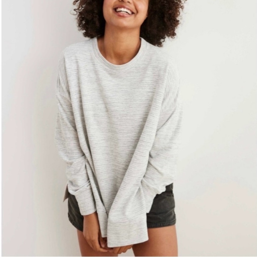 Aerie Gray Summer Desert Textured Knit Top with Side Slits Lightweight Medium